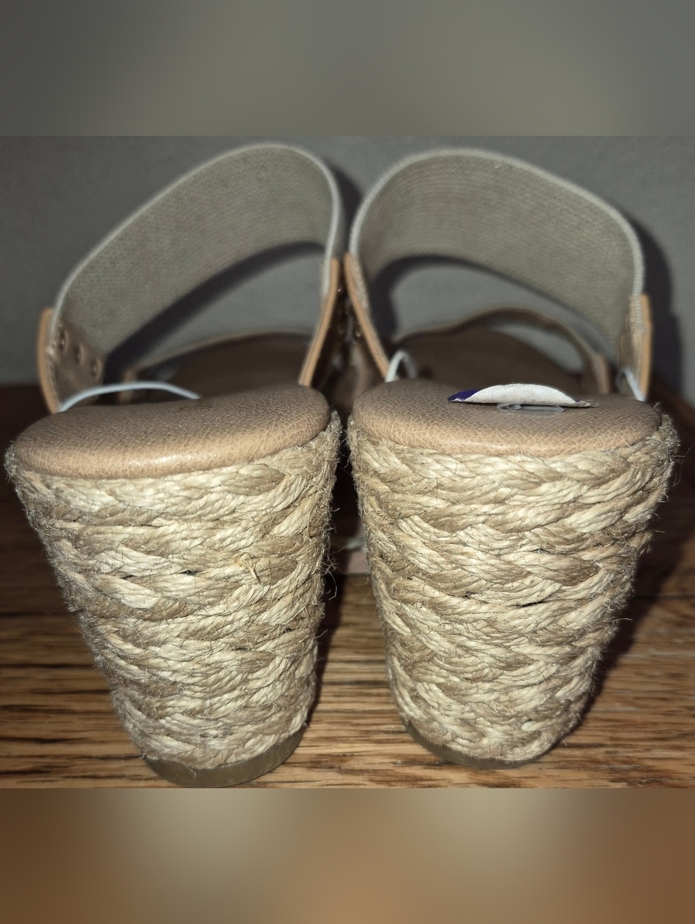 Tommy Bahama Sandals Women’s 8.5 Super Espadrille Wedge Slip Ons - Picture 2 of 6